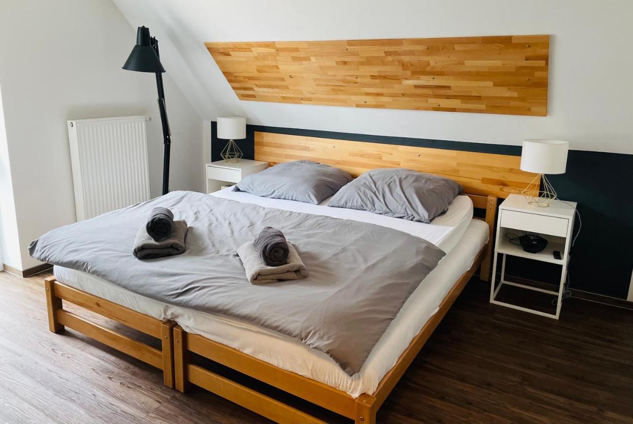Gemutliches, Stadtnahes 2-Zimmer Apartment Mit Netflix Bielefeld Exterior photo